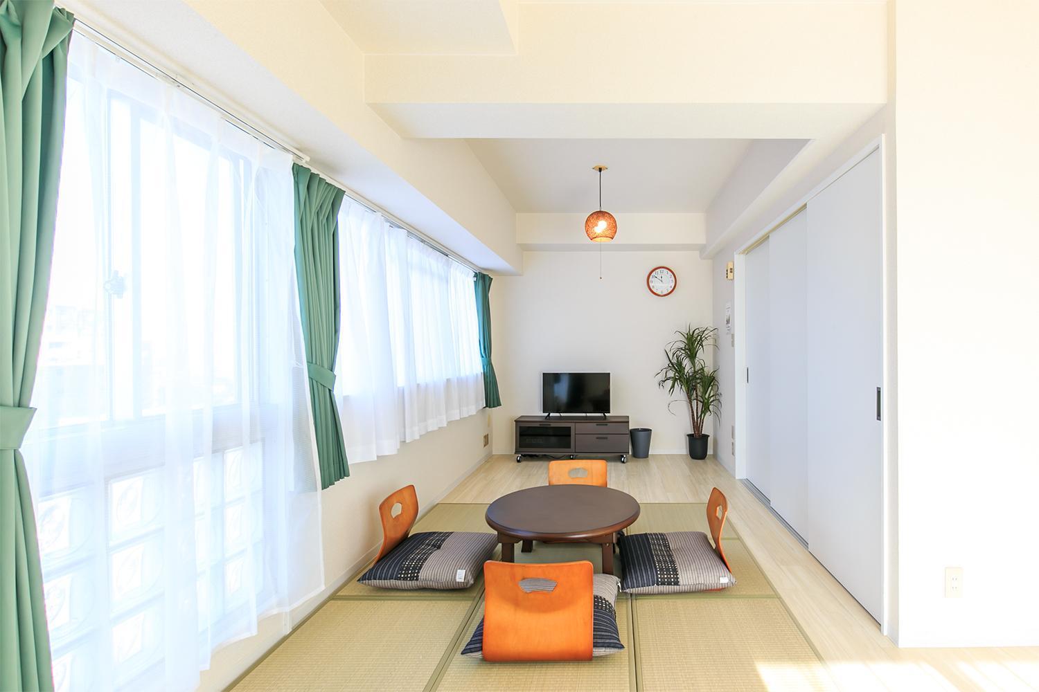 Nt Building -702-